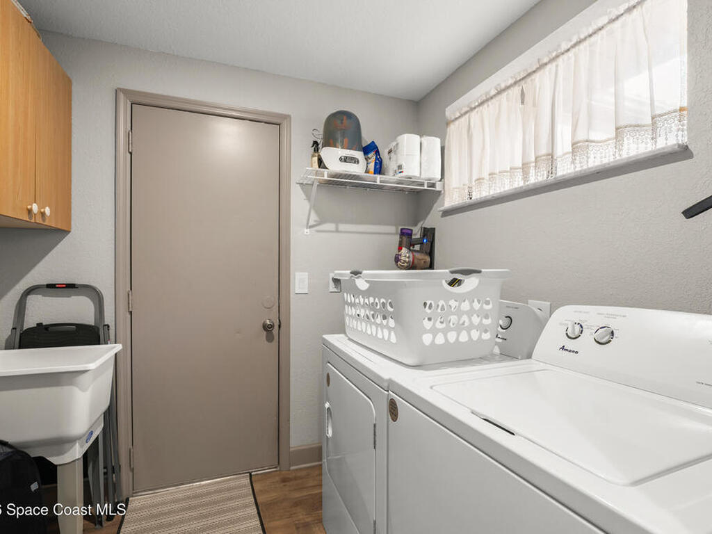 210 Parkside Place, Indian Harbour Beach, FL 32937