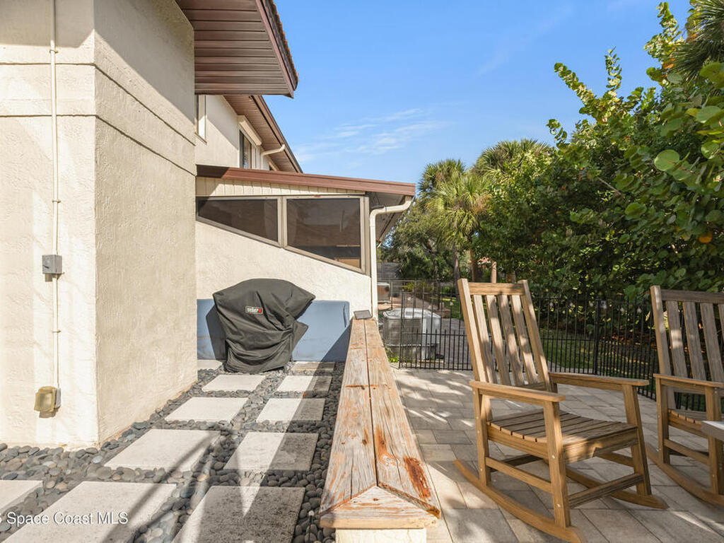 210 Parkside Place, Indian Harbour Beach, FL 32937