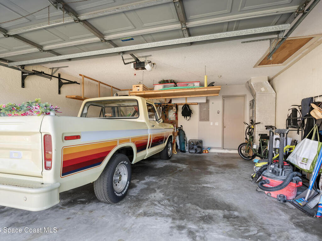 210 Parkside Place, Indian Harbour Beach, FL 32937