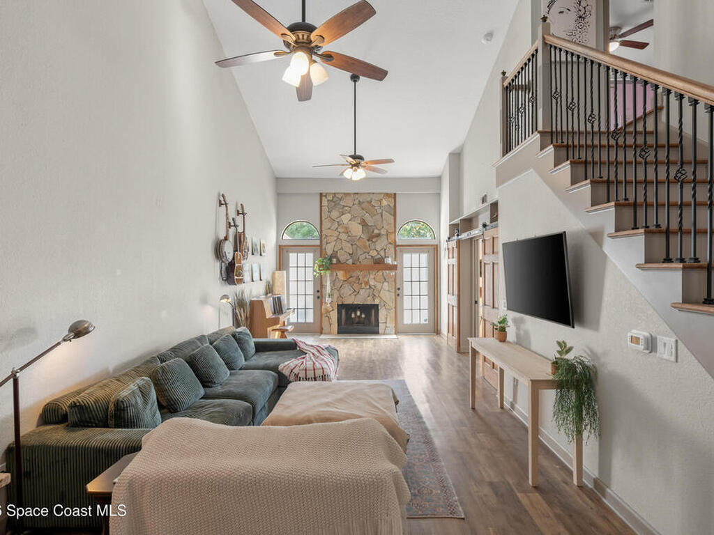 210 Parkside Place, Indian Harbour Beach, FL 32937