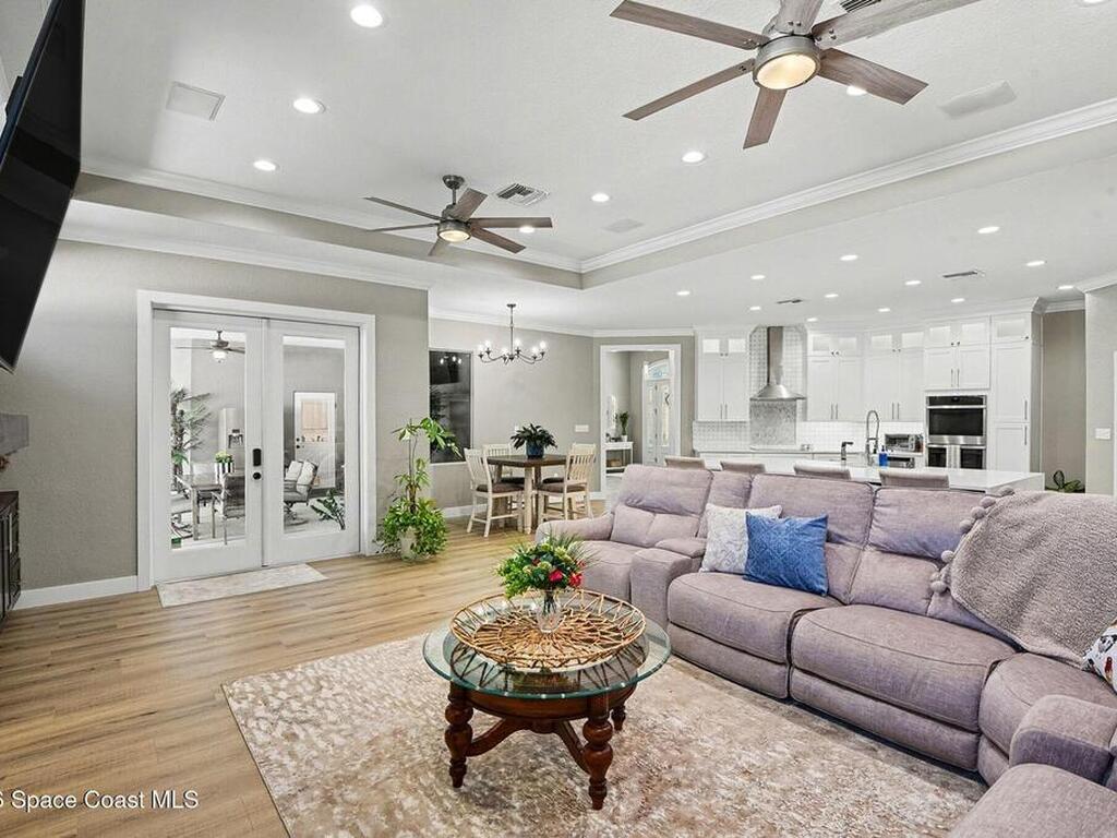 2795 Fawn Lake Boulevard, Mims, FL 32754