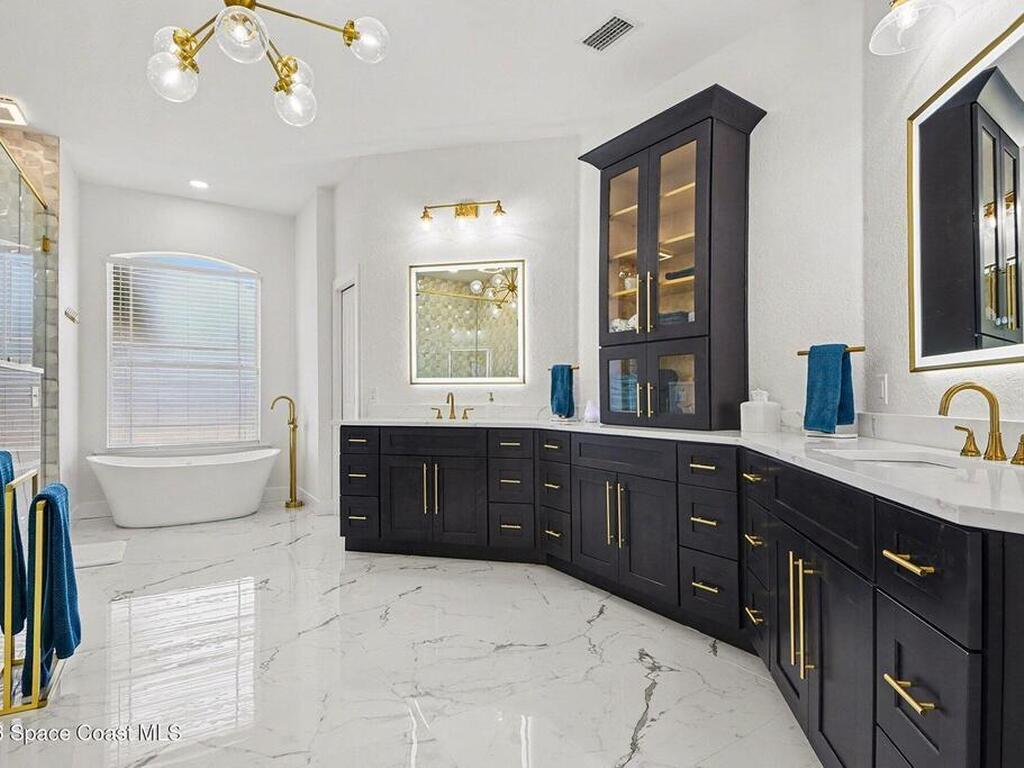 2795 Fawn Lake Boulevard, Mims, FL 32754