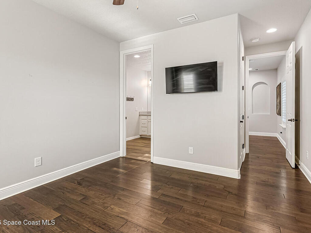 2795 Vuldarno Lane, Melbourne, FL 32940