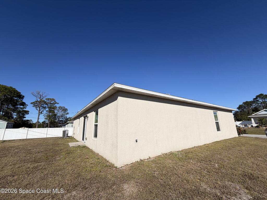 806 Trinidad Avenue, Palm Bay, FL 32909