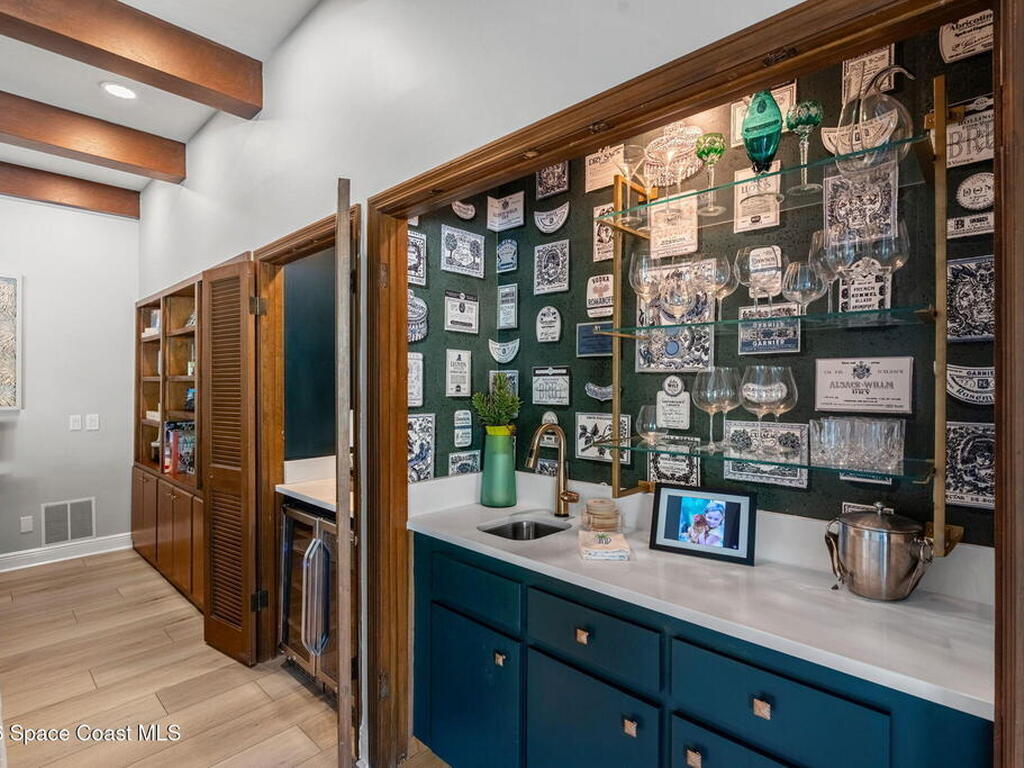 656 Franklyn Avenue, Indialantic, FL 32903