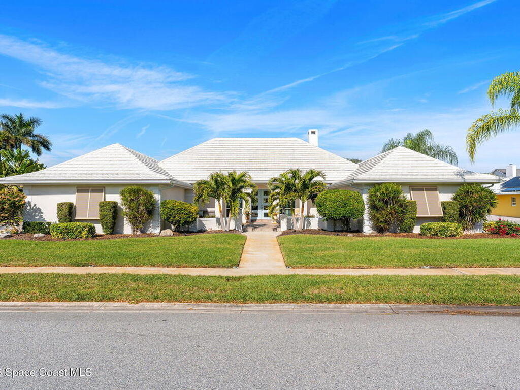 656 Franklyn Avenue, Indialantic, FL 32903