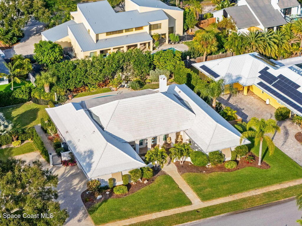 656 Franklyn Avenue, Indialantic, FL 32903