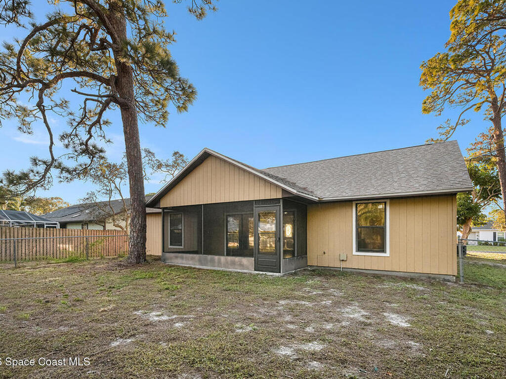 110 Cardinal Drive, Sebastian, FL 32958