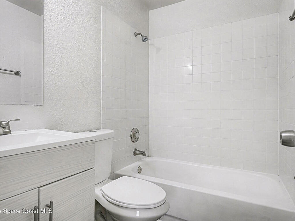 1026 Camden Avenue, Palm Bay, FL 32907