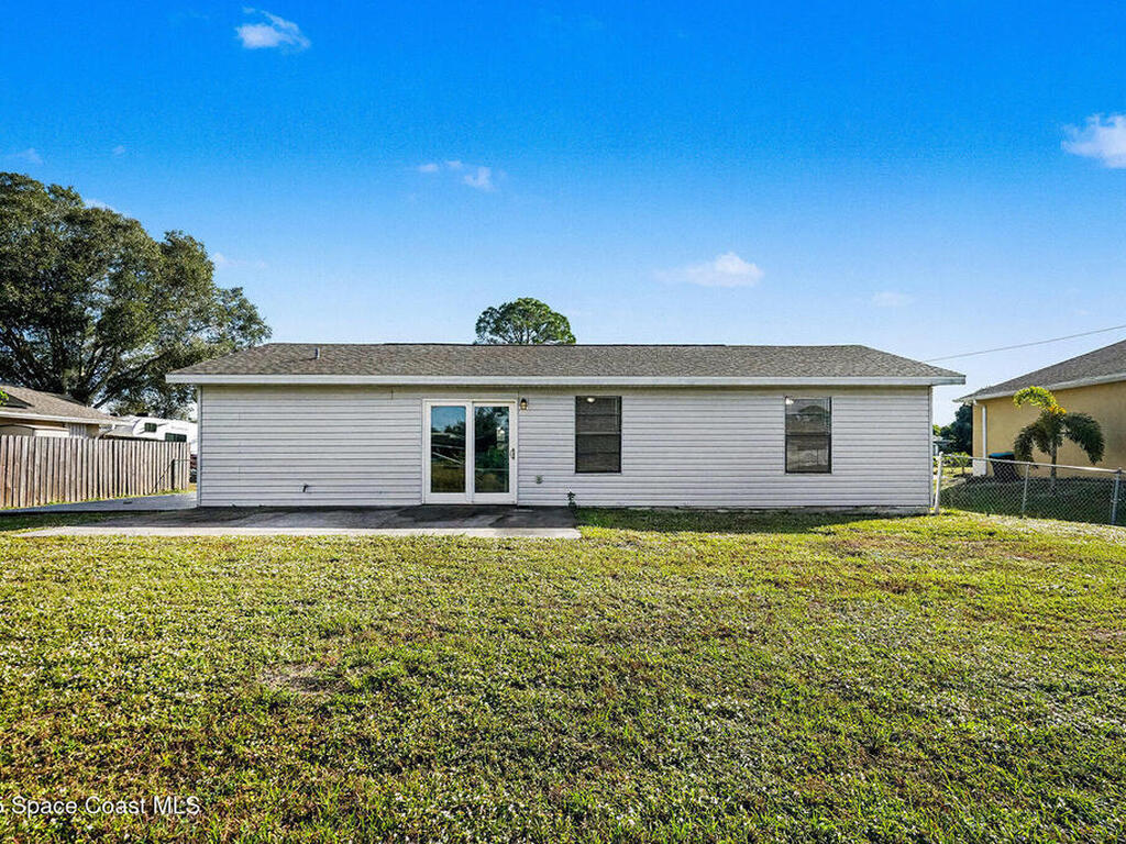 1026 Camden Avenue, Palm Bay, FL 32907