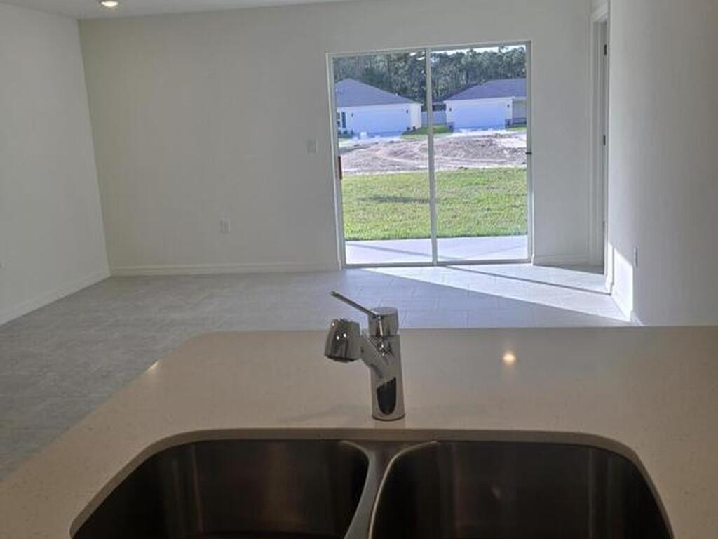 582 SW Richmond Circle, Palm Bay, FL 32908