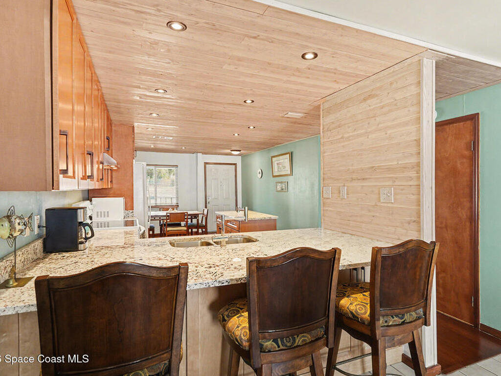 2880 S Atlantic Avenue, Cocoa Beach, FL 32931