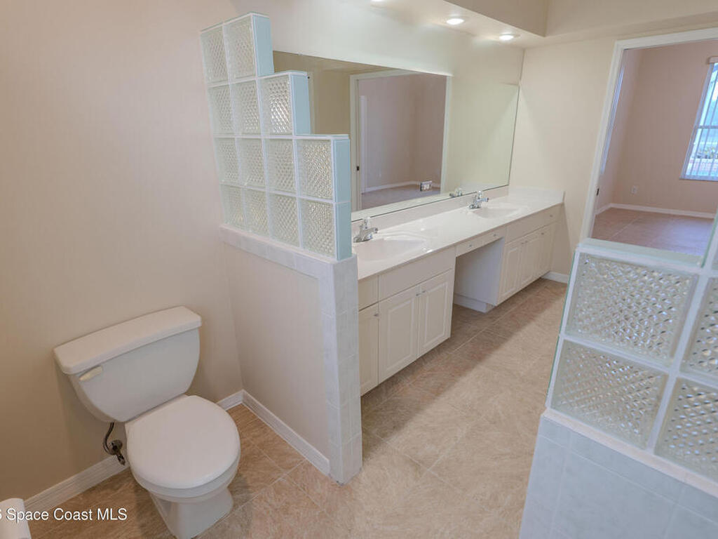 234 Cove Loop Drive, Merritt Island, FL 32953