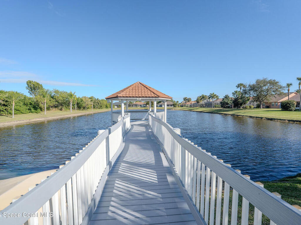 234 Cove Loop Drive, Merritt Island, FL 32953