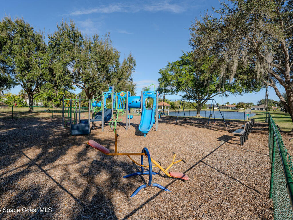 234 Cove Loop Drive, Merritt Island, FL 32953