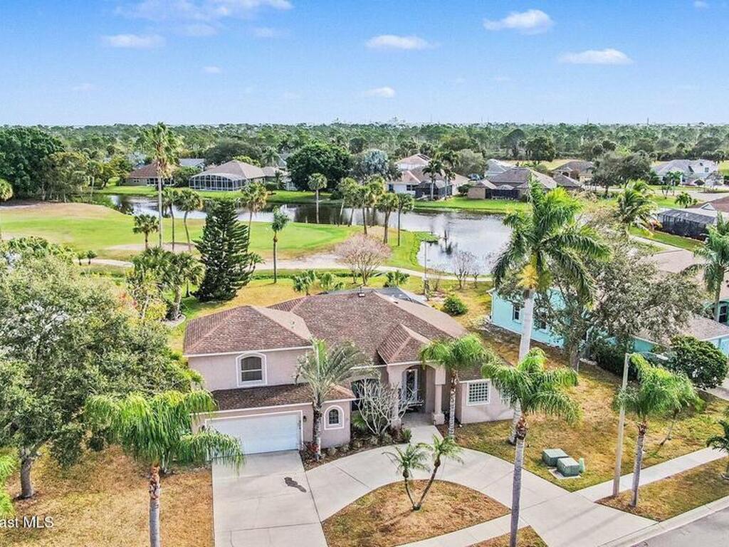 3575 Savannahs Trail, Merritt Island, FL 32953