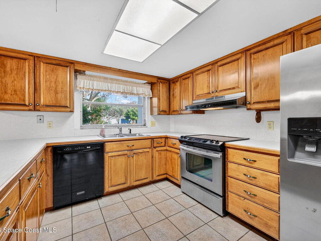 537 Conifer Street, Melbourne, FL 32904