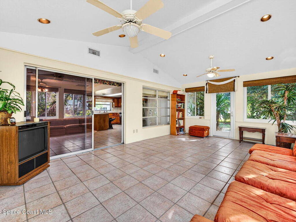 537 Conifer Street, Melbourne, FL 32904