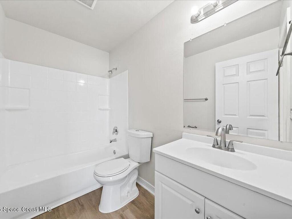 430 Almansa Street, Palm Bay, FL 32907