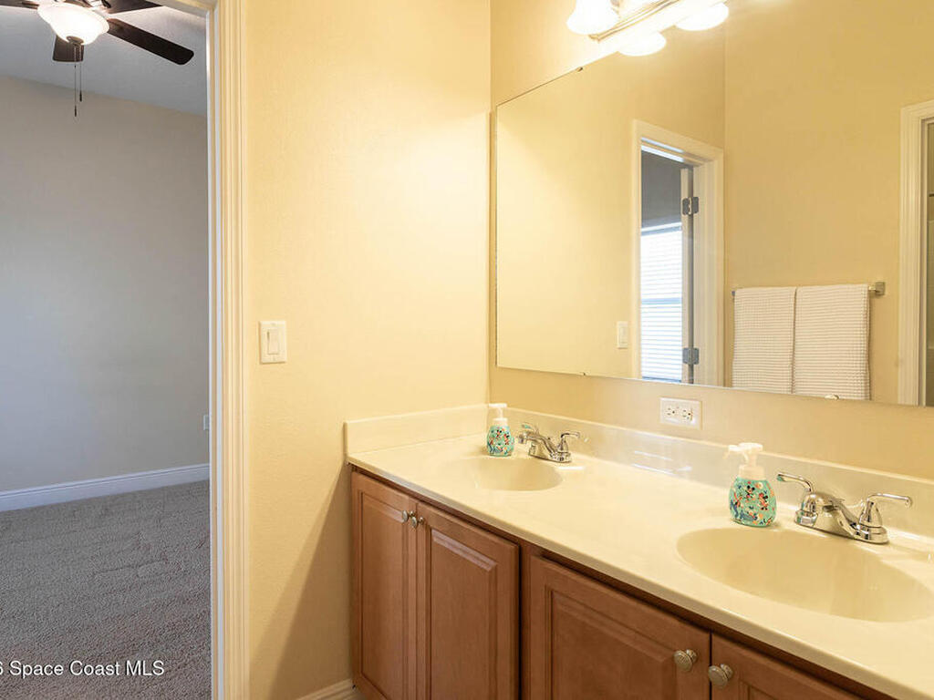 584 L M Davey Lane, Titusville, FL 32780