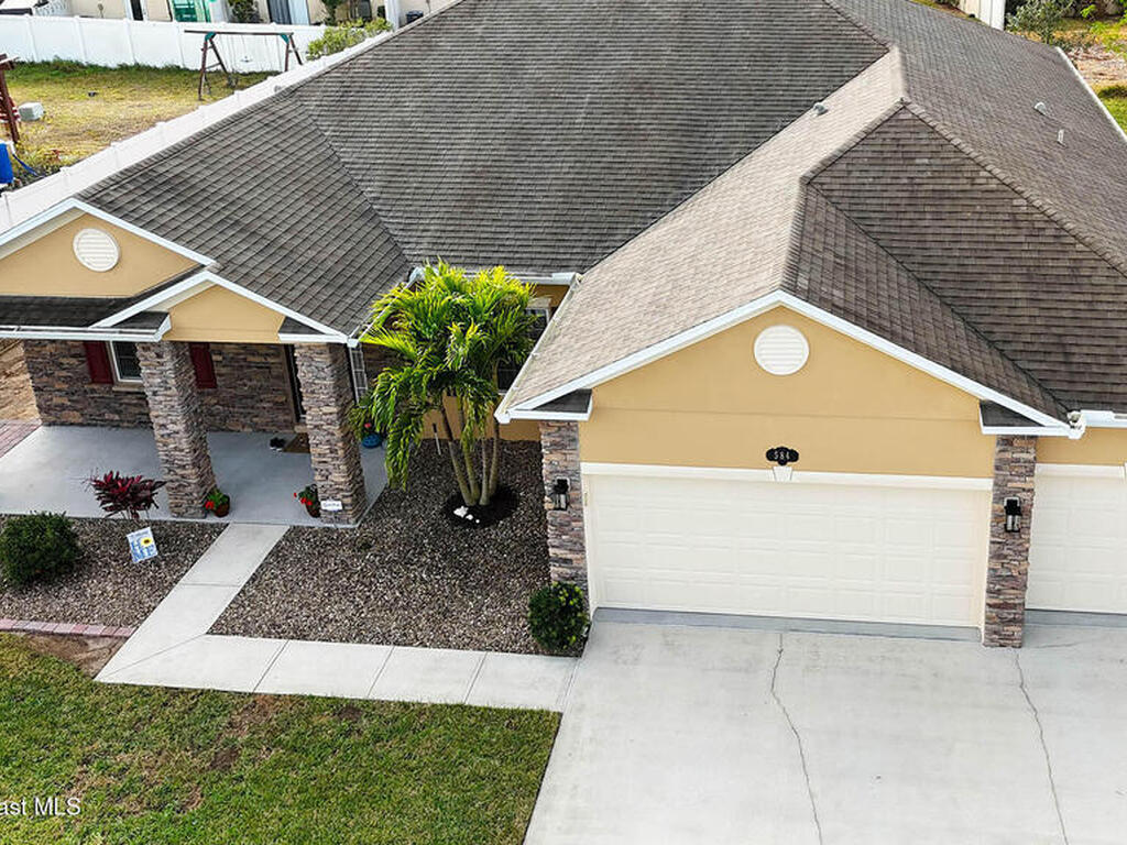 584 L M Davey Lane, Titusville, FL 32780