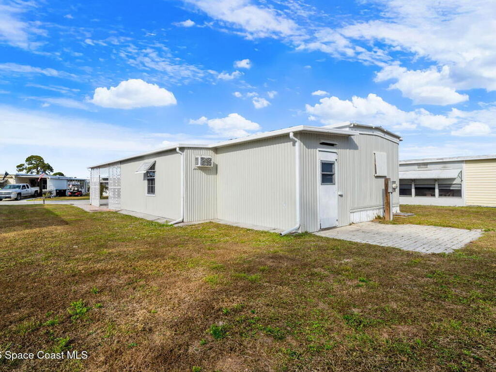 126 Holiday Park Boulevard, Palm Bay, FL 32907