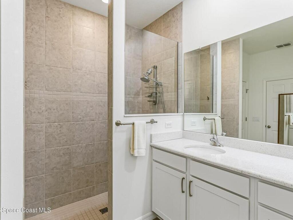 399 Calcutta Avenue, Palm Bay, FL 32907