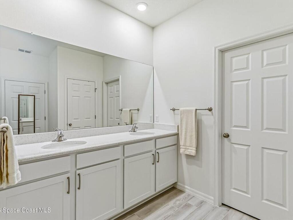 399 Calcutta Avenue, Palm Bay, FL 32907