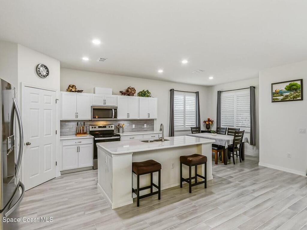 399 Calcutta Avenue, Palm Bay, FL 32907