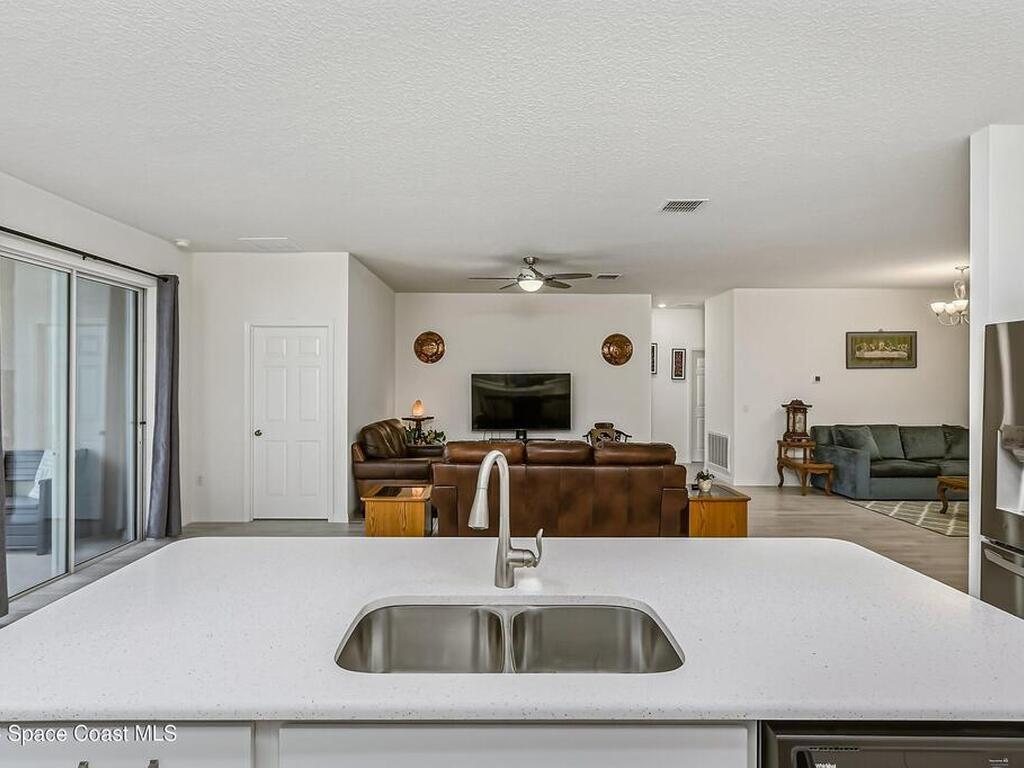 399 Calcutta Avenue, Palm Bay, FL 32907