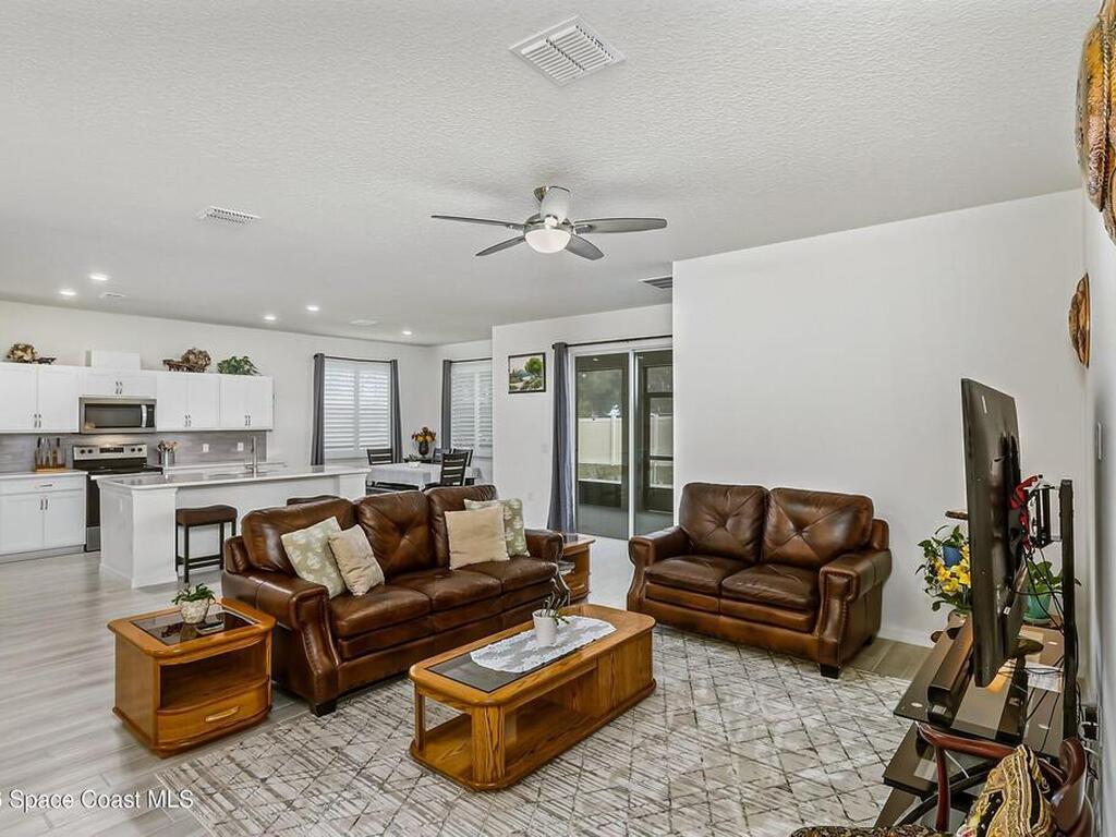 399 Calcutta Avenue, Palm Bay, FL 32907