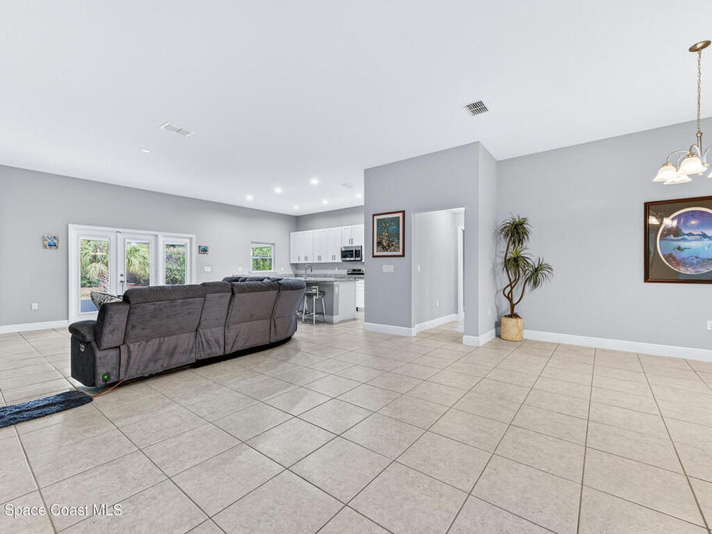 1285 Grandeur Street, Palm Bay, FL 32909