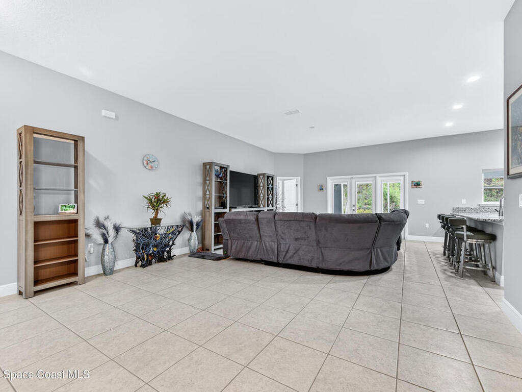 1285 Grandeur Street, Palm Bay, FL 32909