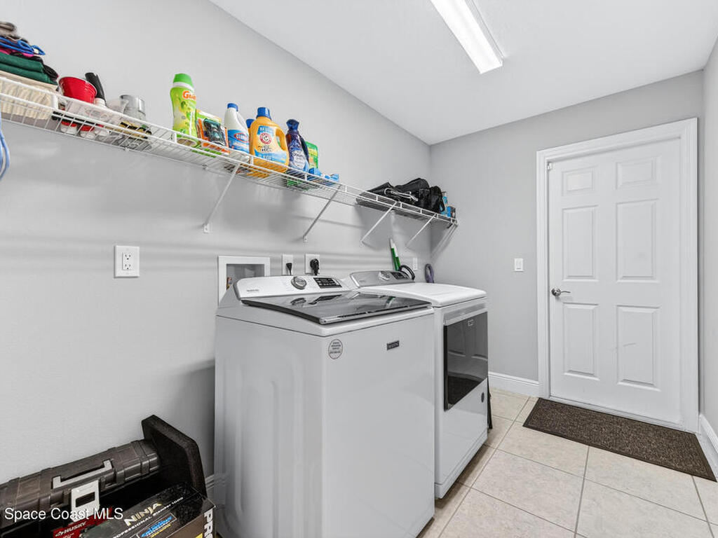 1285 Grandeur Street, Palm Bay, FL 32909