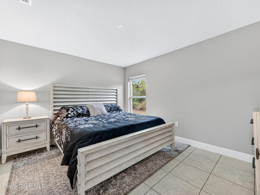 1285 Grandeur Street, Palm Bay, FL 32909