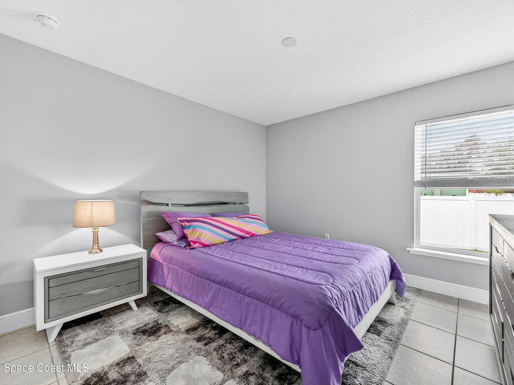 1285 Grandeur Street, Palm Bay, FL 32909