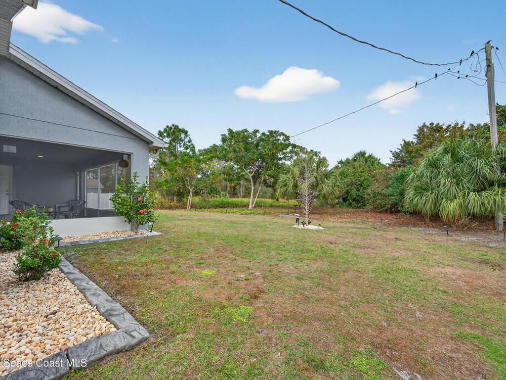 1285 Grandeur Street, Palm Bay, FL 32909