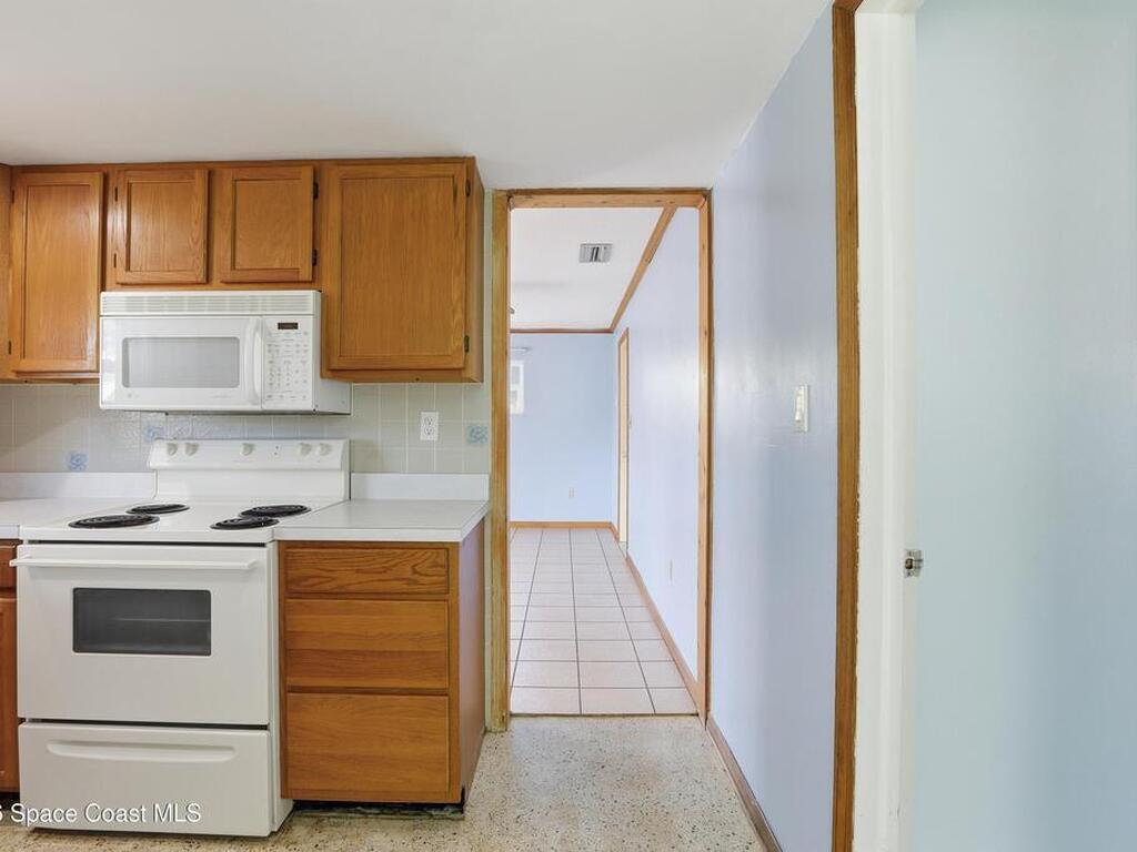 875 Kings Post Road, Rockledge, FL 32955