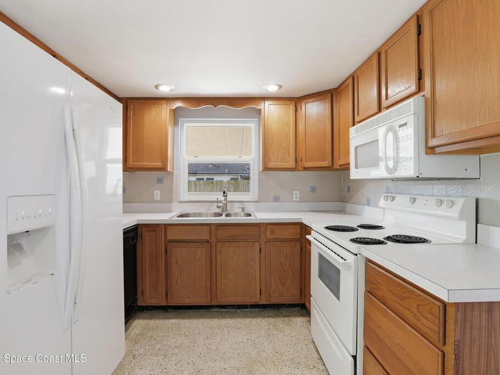 875 Kings Post Road, Rockledge, FL 32955