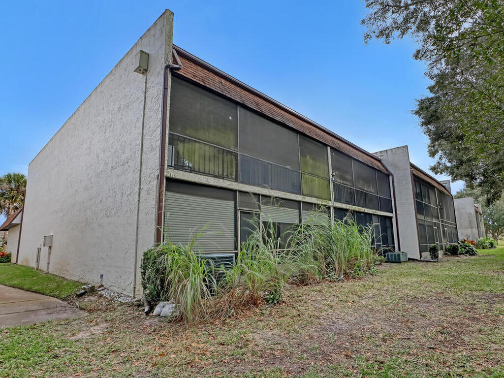 2574 Demaret Drive, Titusville, FL 32780