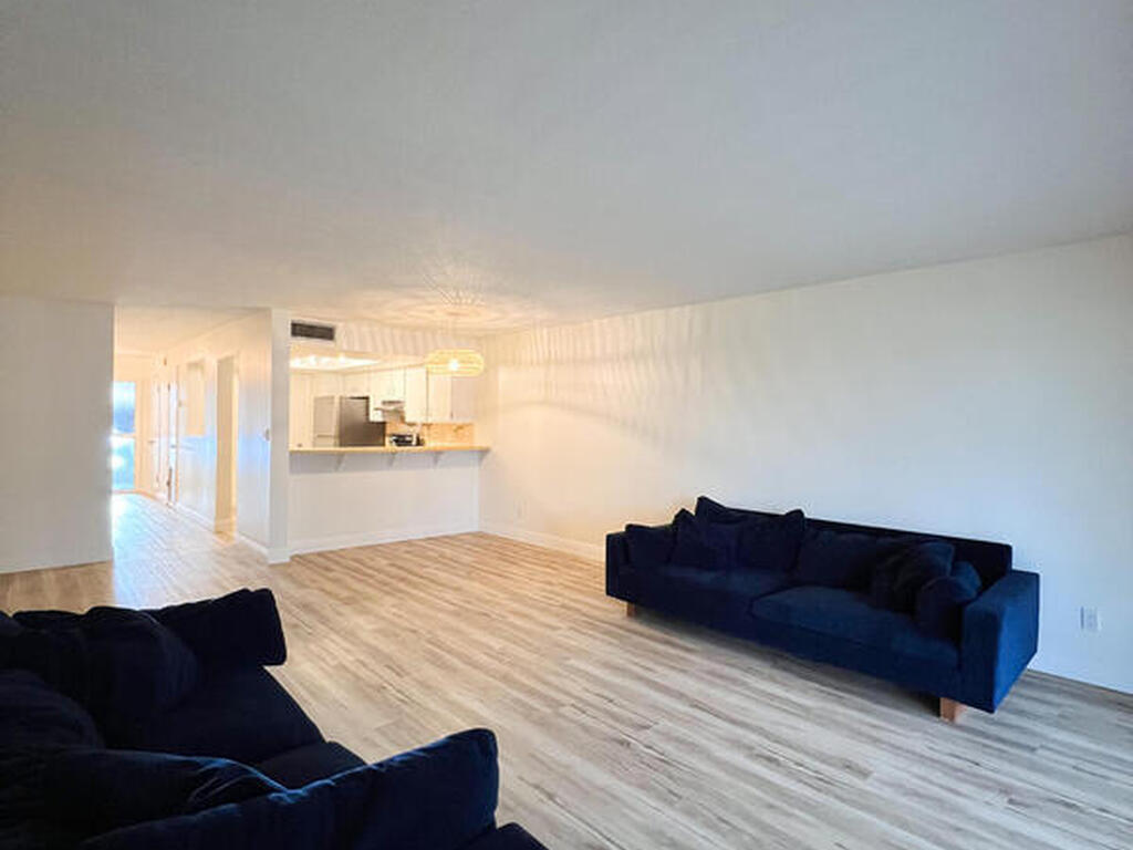 158 Augusta Way, Suntree, FL 32940