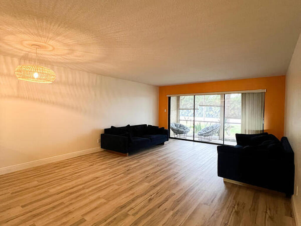 158 Augusta Way, Suntree, FL 32940