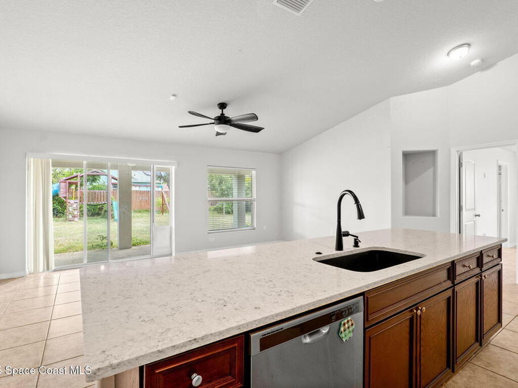 481 Almansa Street, Palm Bay, FL 32907