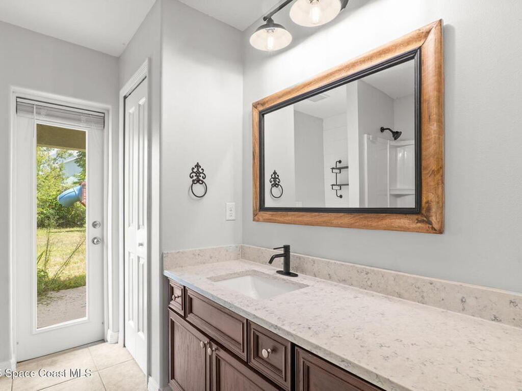 481 Almansa Street, Palm Bay, FL 32907