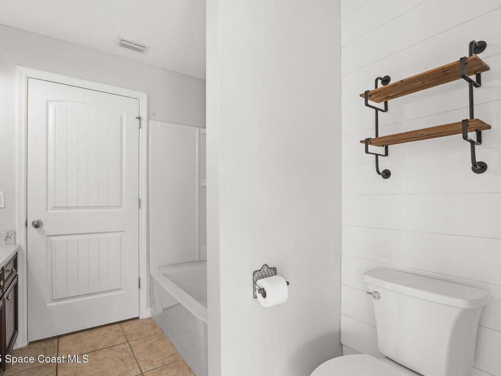 481 Almansa Street, Palm Bay, FL 32907