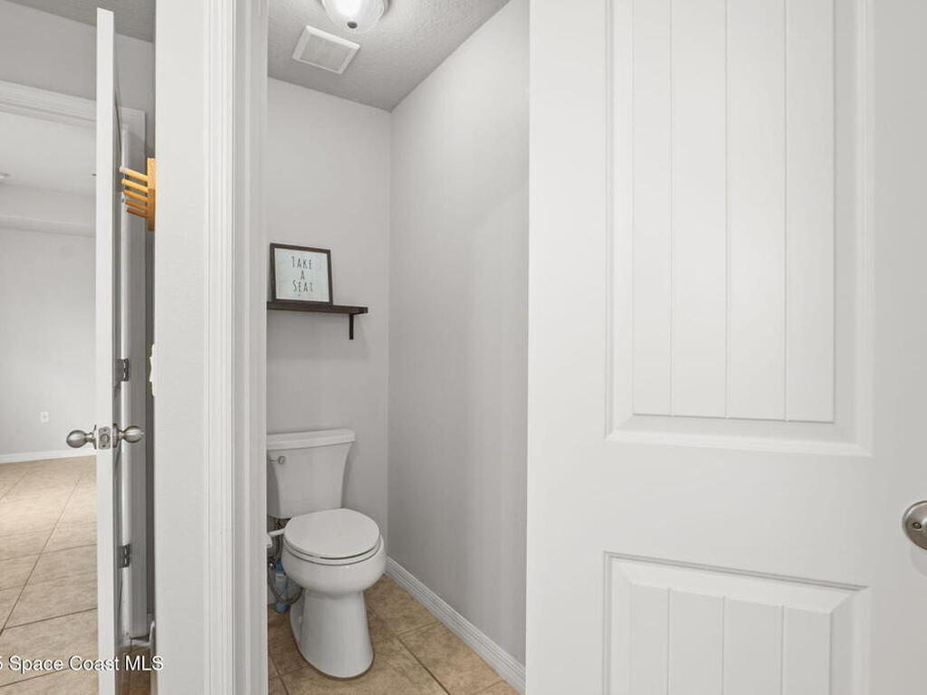 481 Almansa Street, Palm Bay, FL 32907