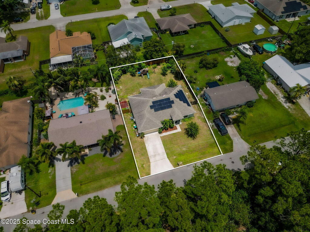 481 Almansa Street, Palm Bay, FL 32907
