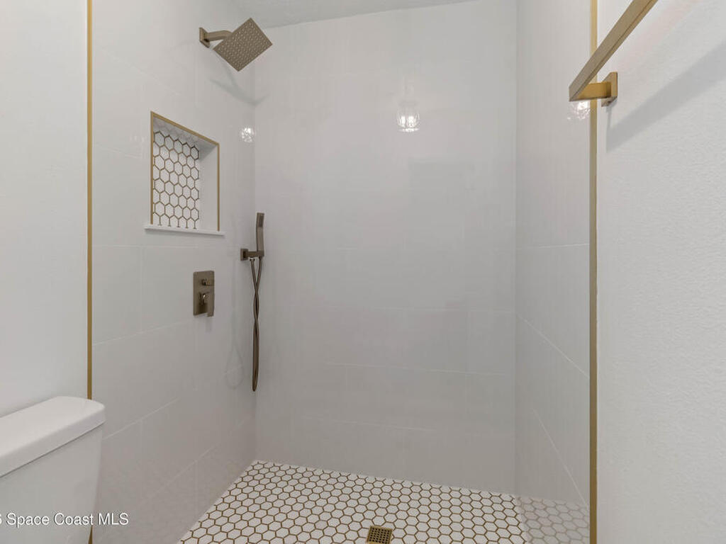 2161 Brookshire Circle, Melbourne, FL 32904