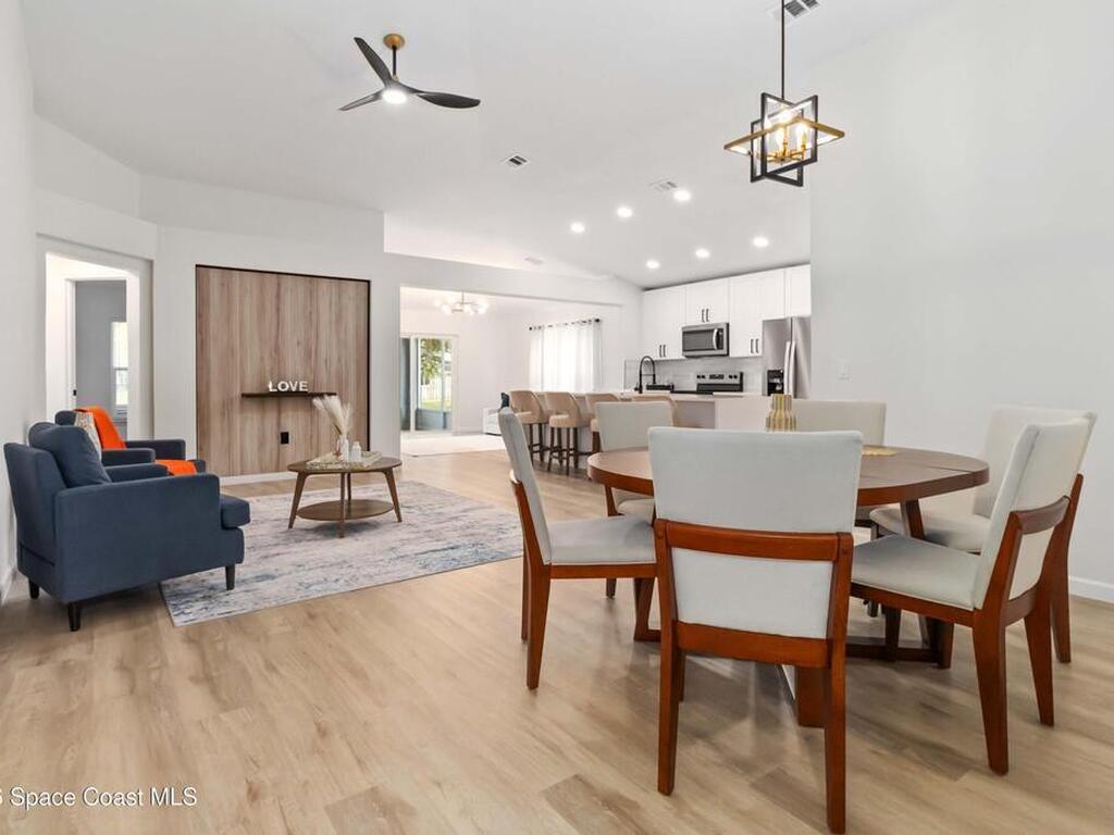 2161 Brookshire Circle, Melbourne, FL 32904