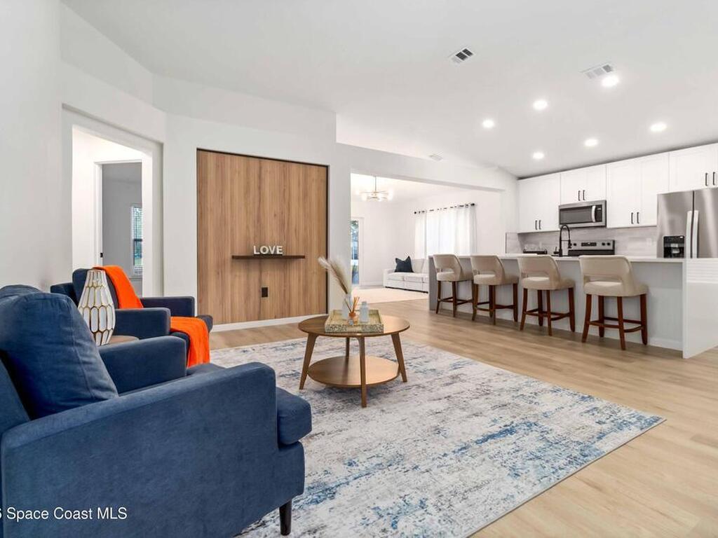 2161 Brookshire Circle, Melbourne, FL 32904